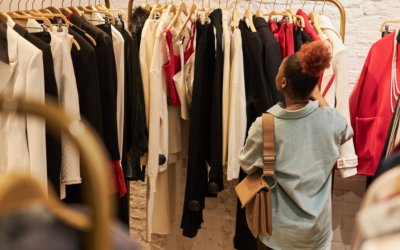 Você ainda acredita que estar na moda significa consumir tudo o que surge a cada nova coleção?